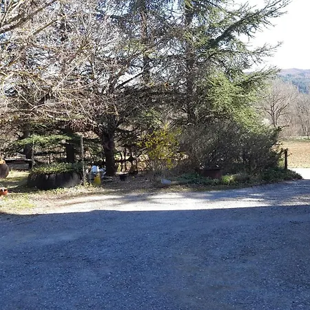A La Campagne Aiglun (Alpes-de-Haute-Provence)