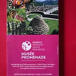 A La Campagne * Aiglun (Alpes-de-Haute-Provence)