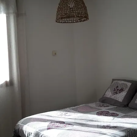 à La Campagne Hébergement de vacances Aiglun (Alpes-de-Haute-Provence)