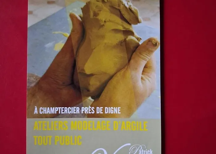 à La Campagne * Aiglun (Alpes-de-Haute-Provence)